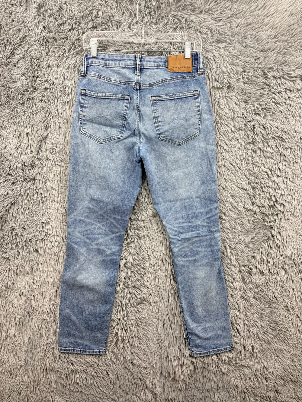 American Eagle Jeans Mens 29 Blue Air Flex Mid Rise Light Wash Athletic Fit
